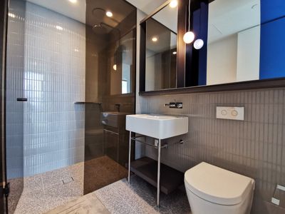 Level 52 / 160 Victoria Street, Carlton