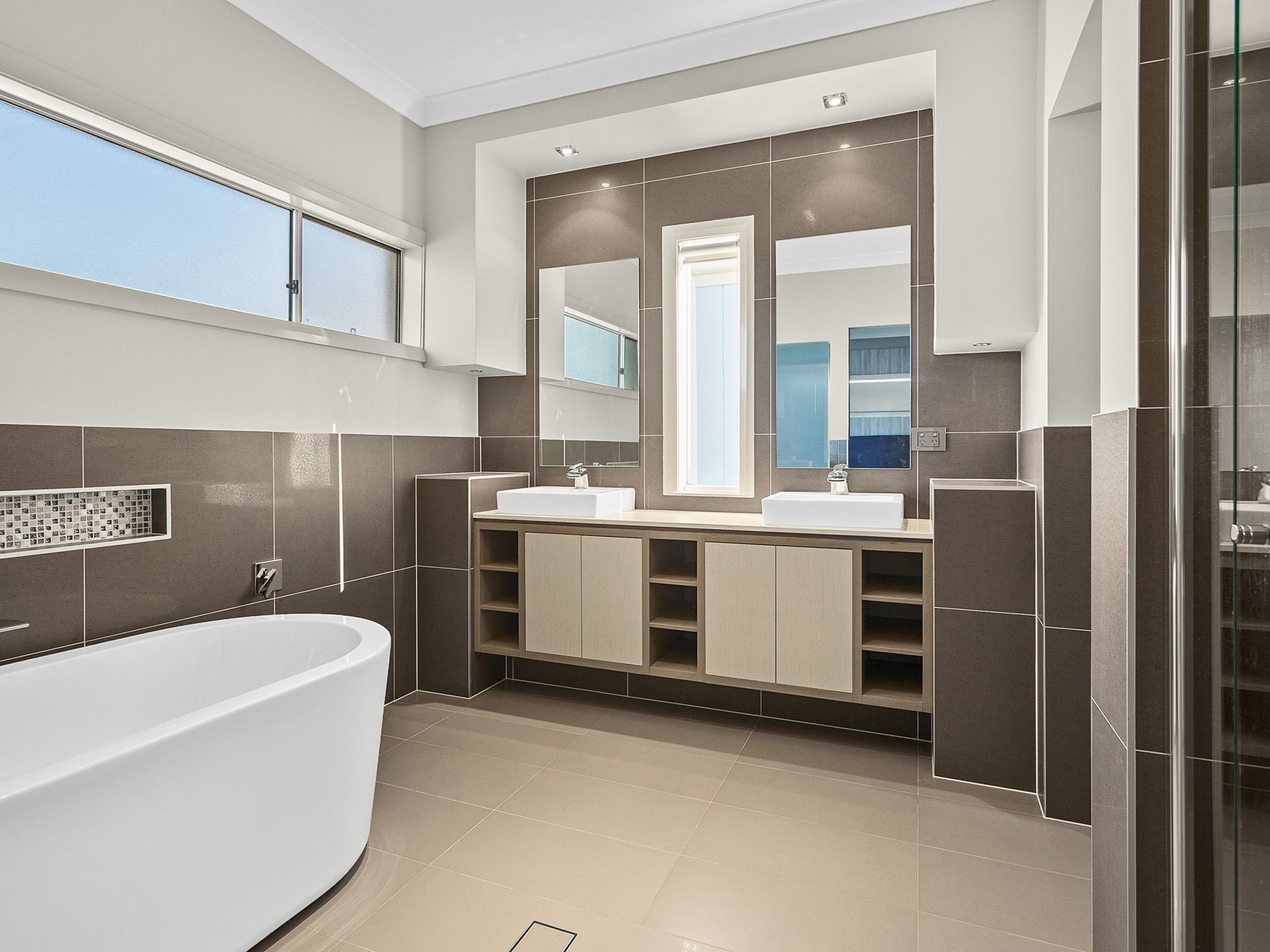 1 / 57 Reddall Parade, Lake Illawarra