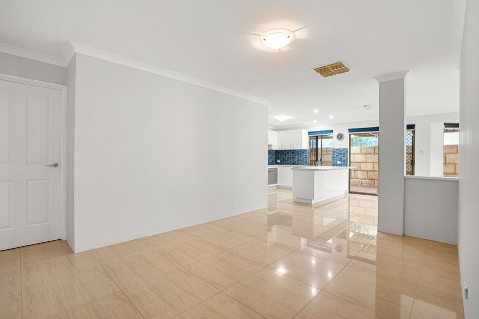 16 Brignell Gardens, Parmelia