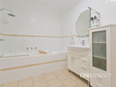 64 Parkes Street, Oak Flats