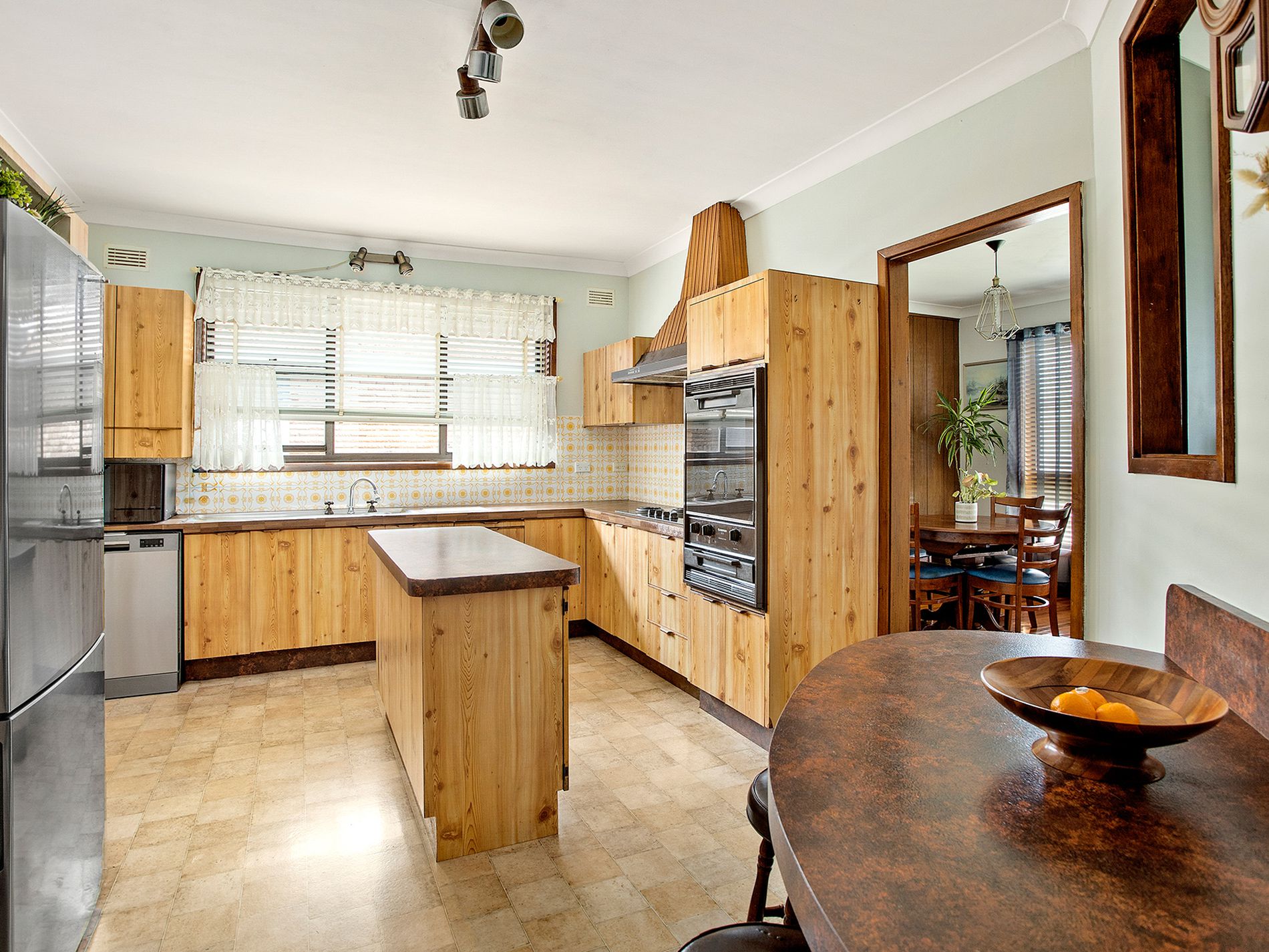 36 Ellengowan Crescent, Fairy Meadow