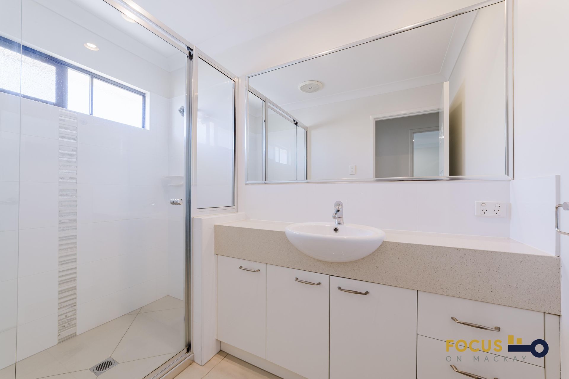 2 / 61 Carlyle Street, Mackay