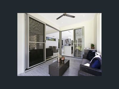 12 Henry Street, Chapel Hill
