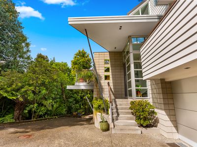 12B Parr Terrace, Castor Bay