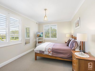 42 Christopher Crescent, Lake Haven