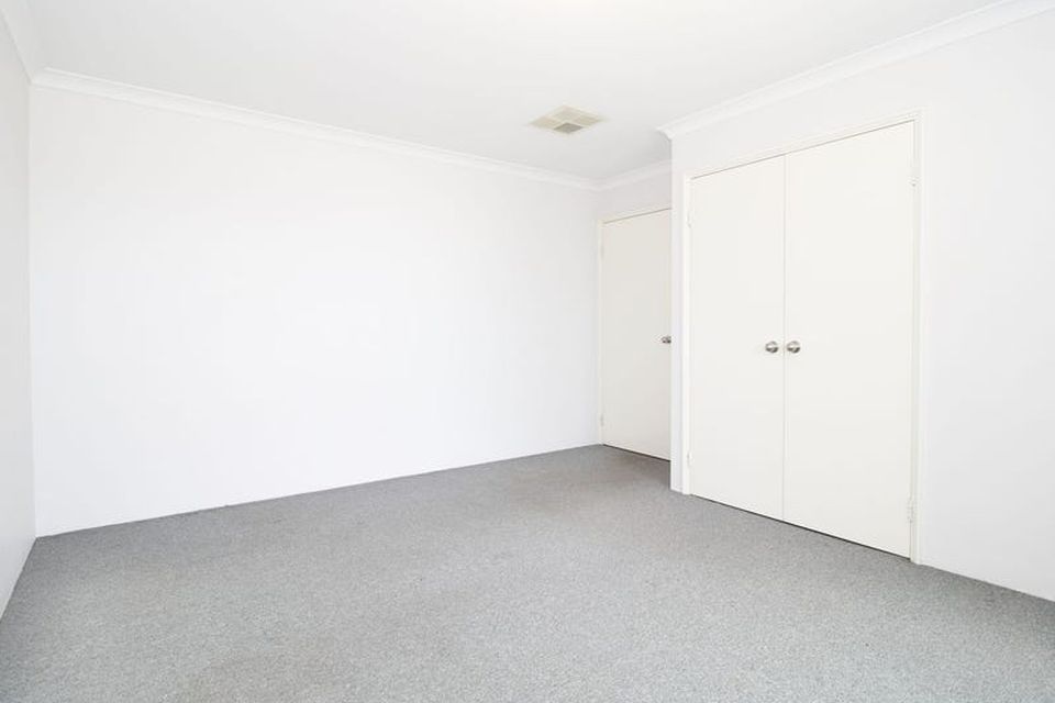 1 Ballaballa Close , Baldivis