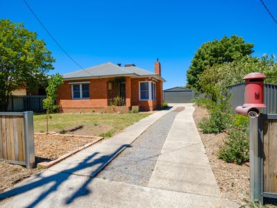 974 SYLVANIA AVENUE, North Albury