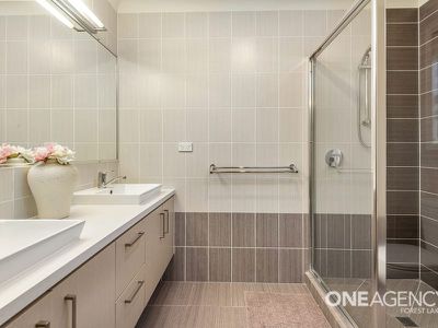 6 Benier Cl, Doolandella