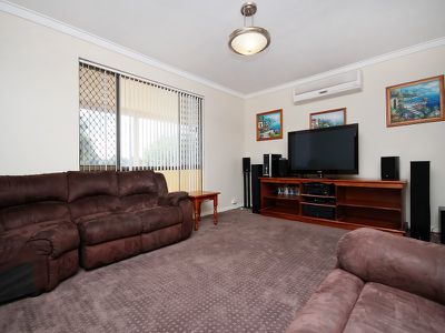 2 Travers Way, Swan View