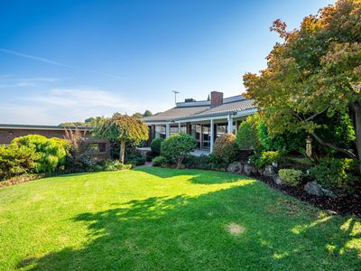 406 CARLMA CRESCENT, Lavington