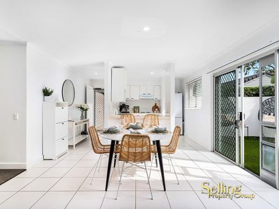 2 / 6 Brookside Road, Labrador