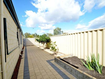 67 Coulthard Cres, Canning Vale