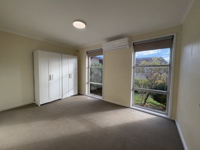 18 Marchant Crescent, Sunshine West