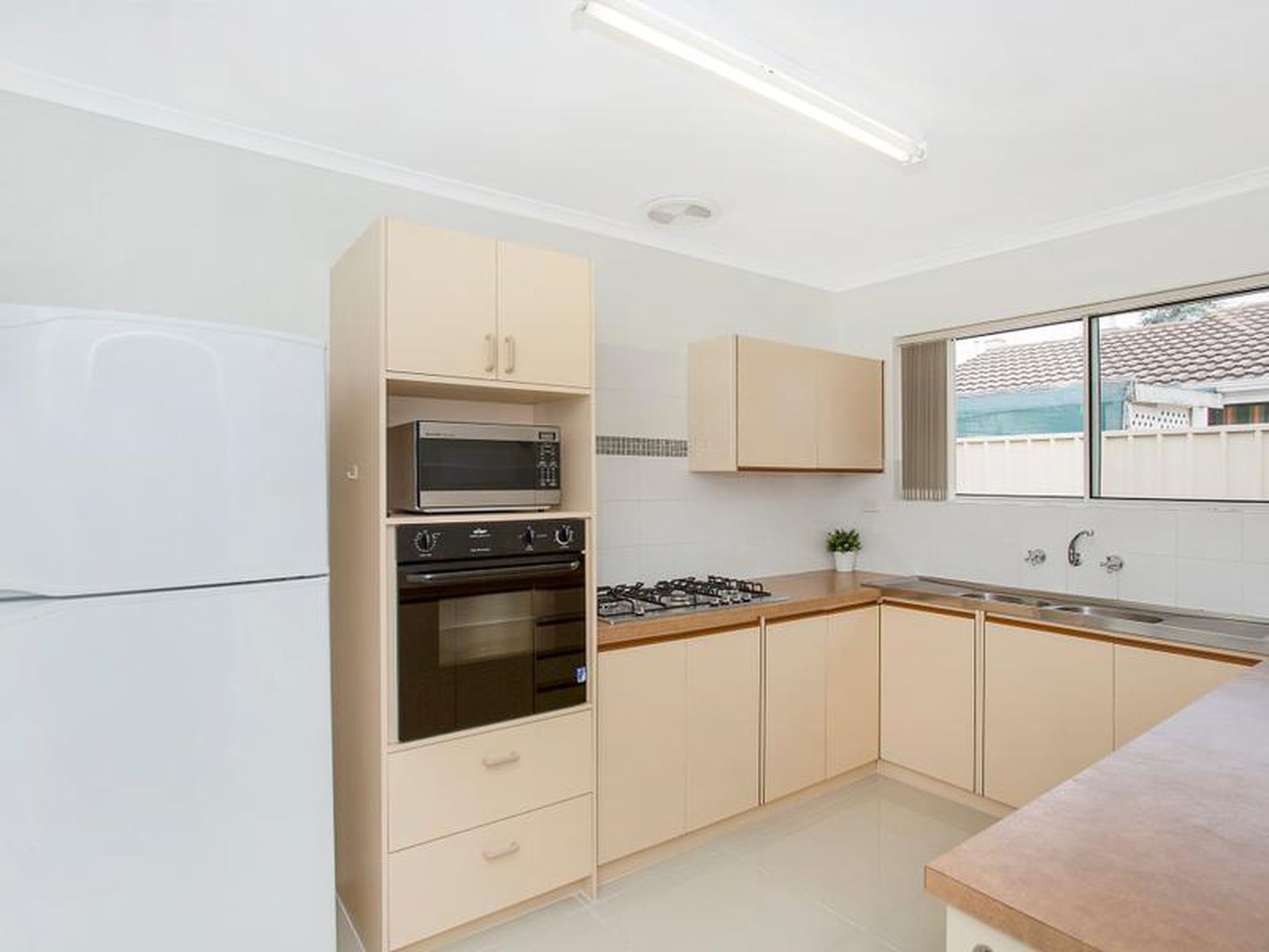 4 / 8 Mortimer Street, Kurralta Park