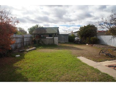 3 Watts Street, Horsham