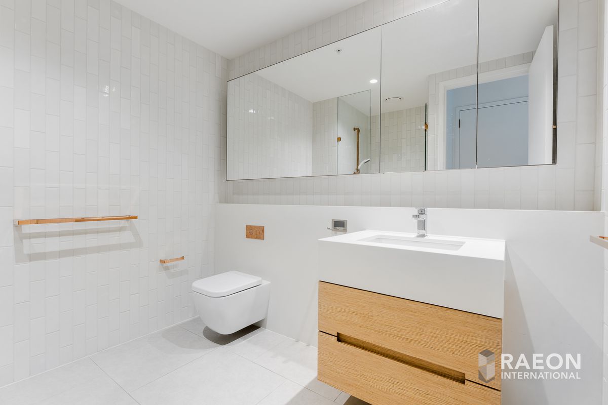 3302 / 464 Collins Street, Melbourne