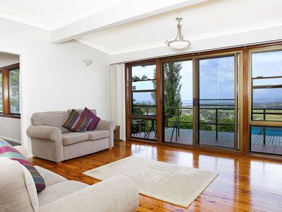 175 Farmborough Road, Farmborough Heights