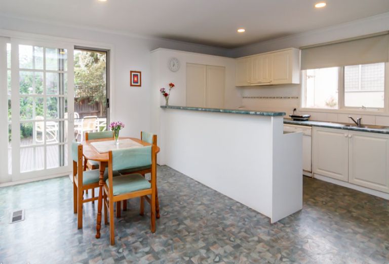 14 Knaith Road, Ringwood East