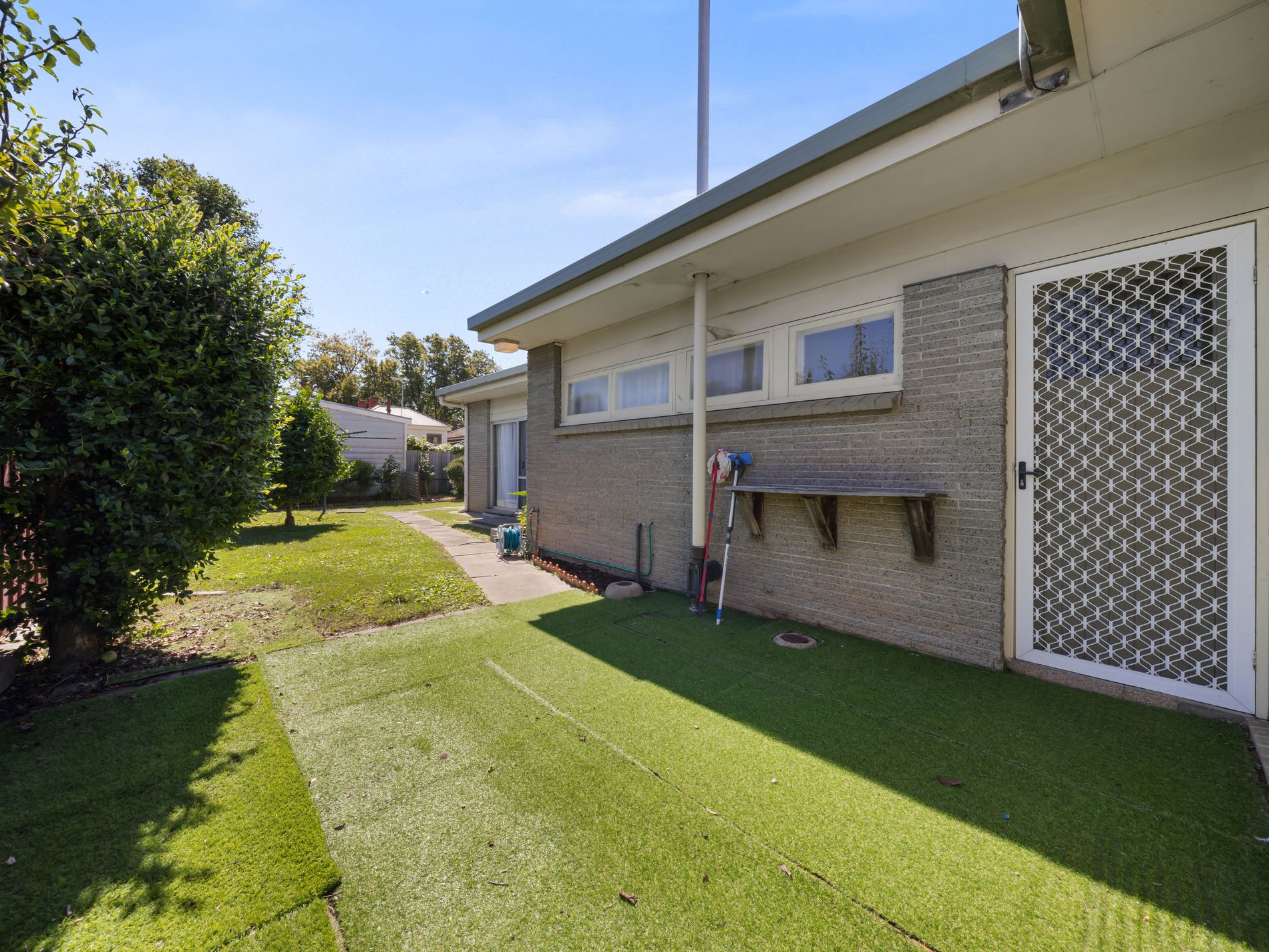 27 Turnbull Street, Sale