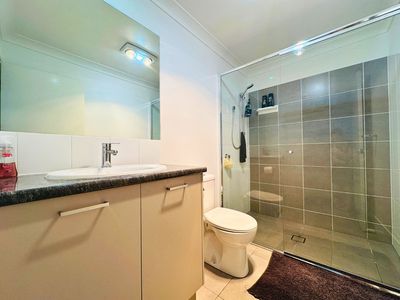 2 / 5 Rose Street, Moranbah