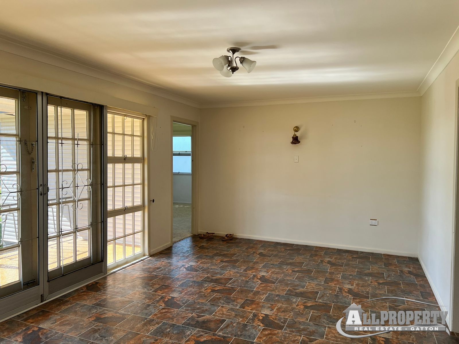 3 Hermy Road, Glenore Grove