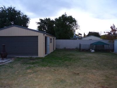 2 Ivy Street, Horsham