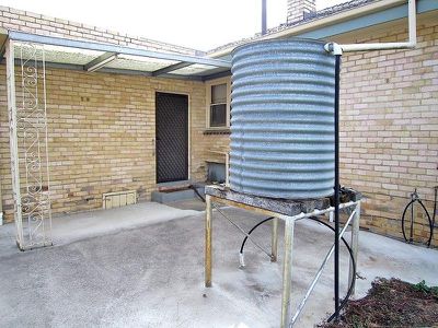14 Neil Street, Kangaroo Flat