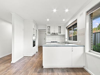 4 Wright Court, Sale