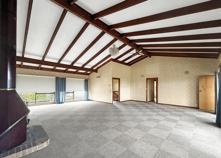 8303 Princes Highway, Allestree