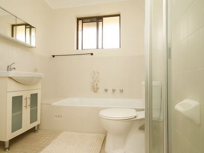 4 / 56 Quigg Street South, Lakemba