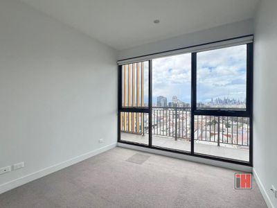 1025 / 18 Albert Street, Footscray