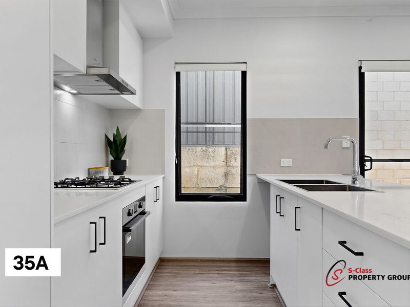 A&B / 35 Badrick St, Warwick