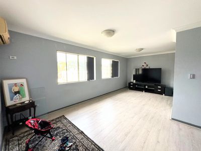 8 / 14 Fourth Avenue, Blacktown