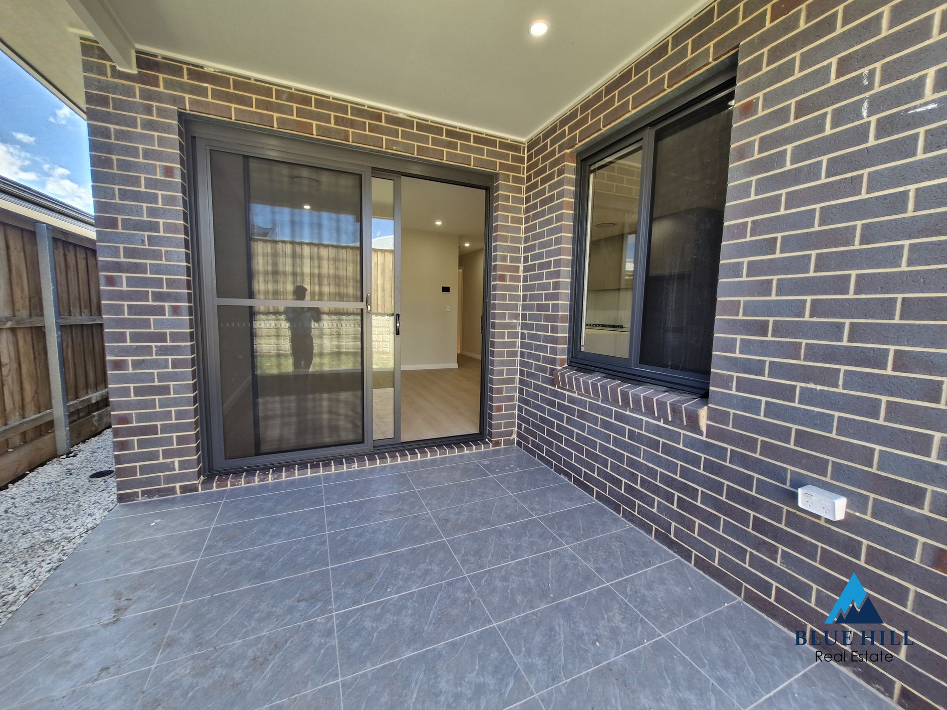77 Malachite Street, Chisholm
