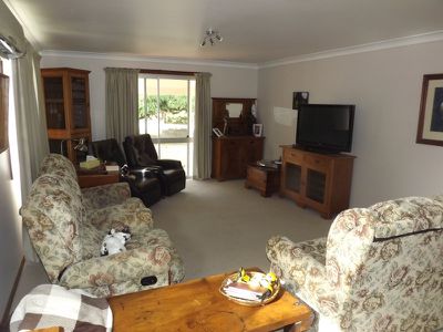 Glen Innes Road, Emmaville