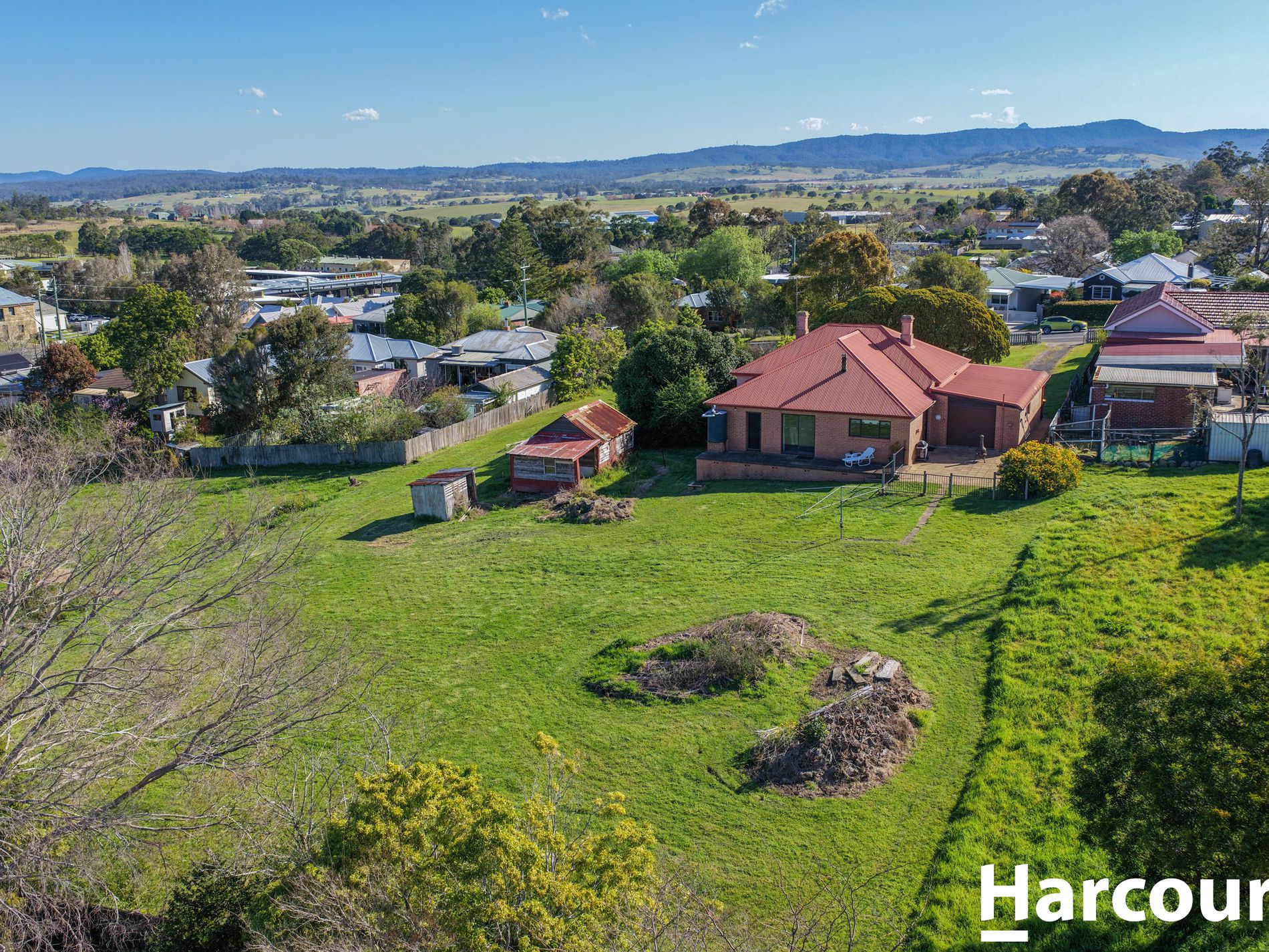 156 Princes Highway, Milton