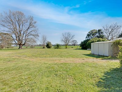 433 Lyons Road, Tarrawingee