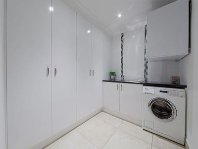 170 Abbotsleigh Street, Holland Park