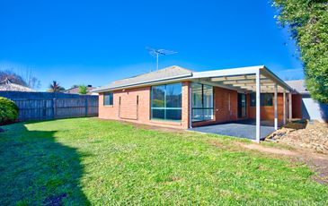 17 McCubbin Way, Berwick