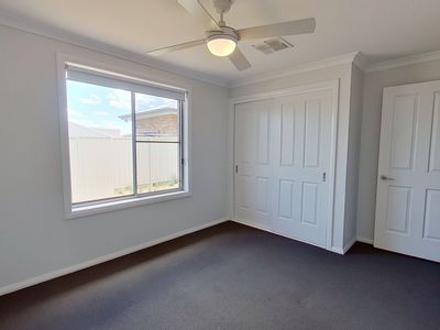 44 Holmwood Drive, Dubbo