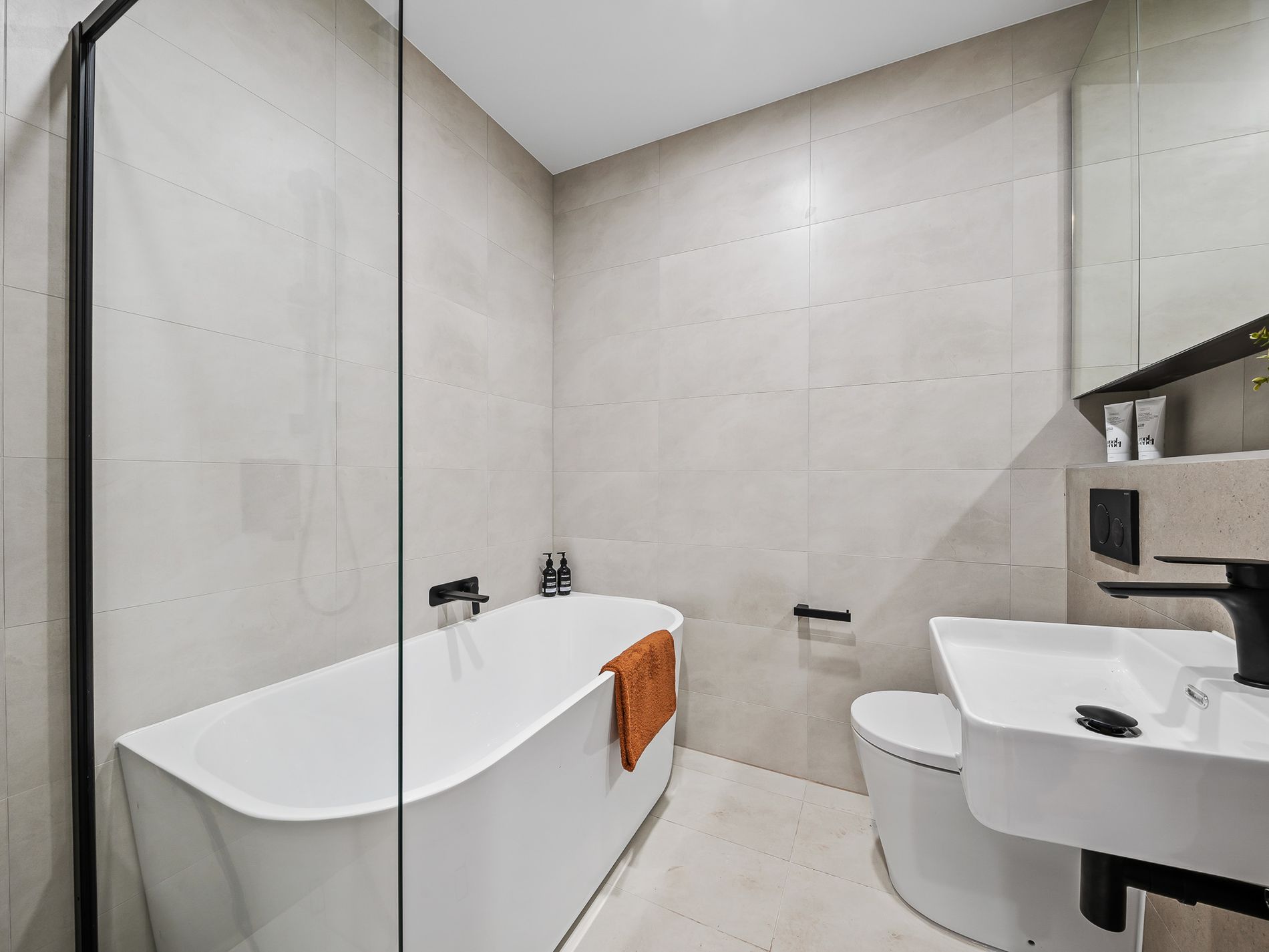 2-8 Bando Road, Girraween