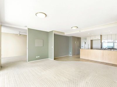248 / 105 Scarborough Street, Southport