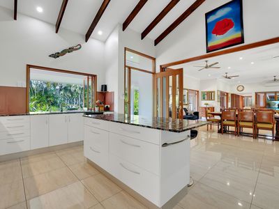 97-99 James Cook Drive, Kewarra Beach