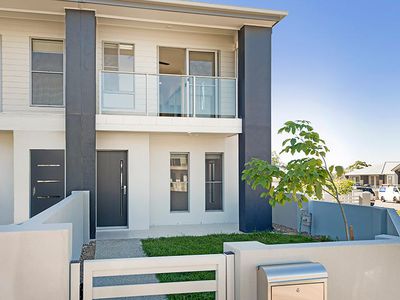 136 Cooper Crescent, Rochedale