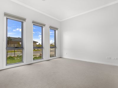 8 Possum Drive, Beveridge