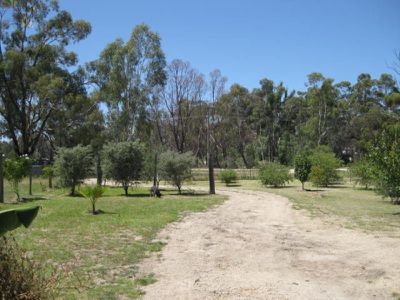 Cnr Laursen Roads & Gonn Roads, Murrabit