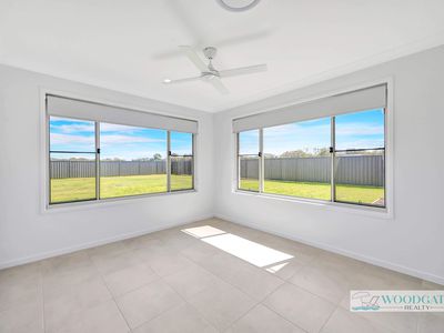 11 GULL STREET, Woodgate