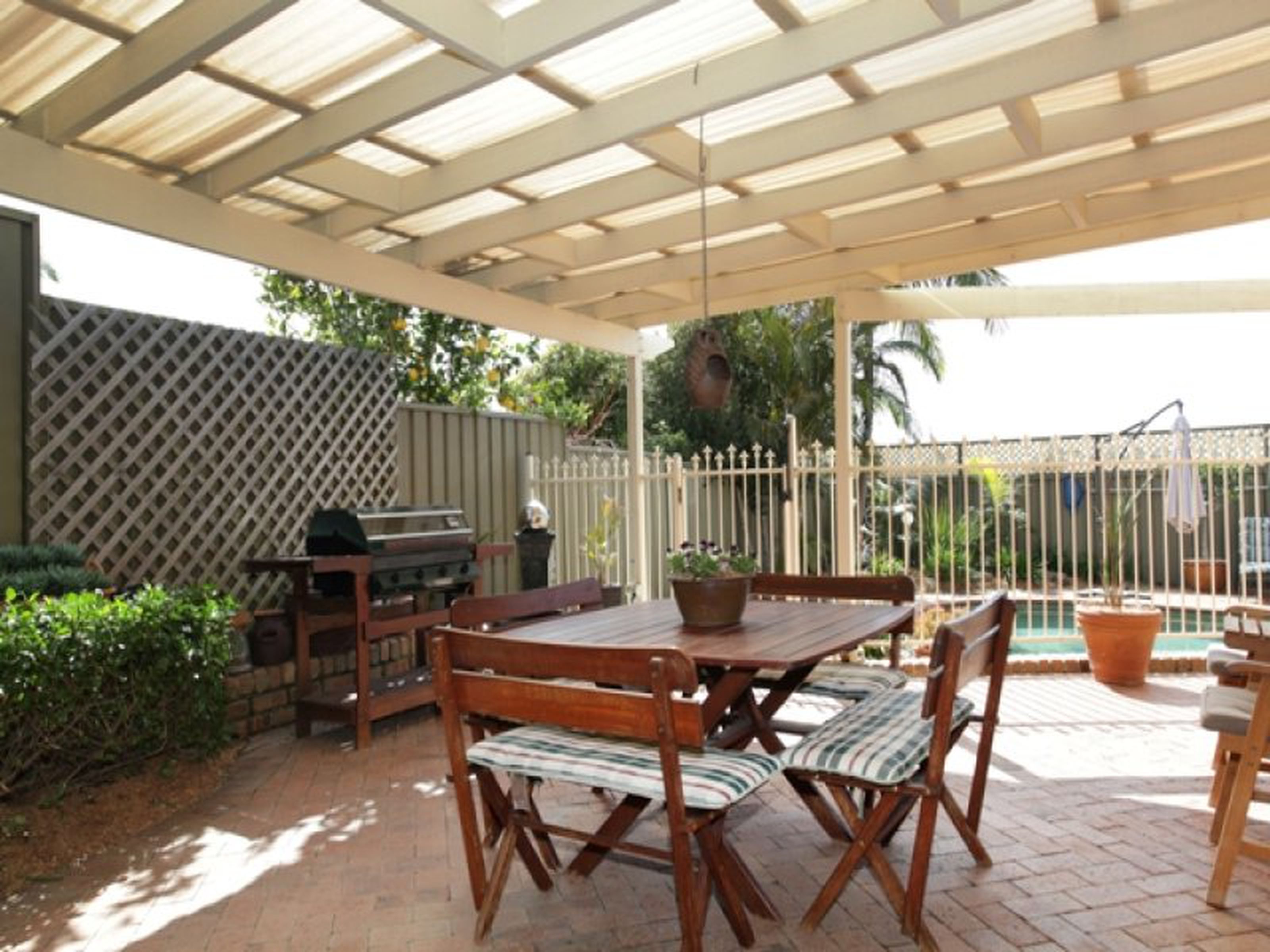 6 Lavender Close, GLENMORE PARK