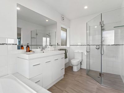 88 Churchill Road, Murrays Bay