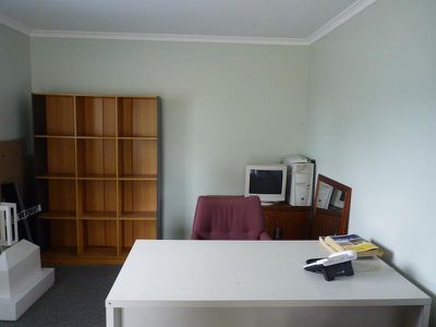 154 Golf Course Road, Horsham